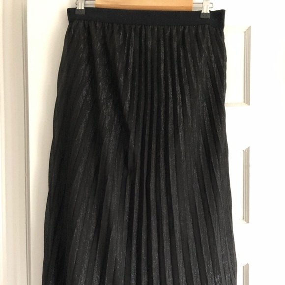 Maternity Skirt - Picture 2 of 5